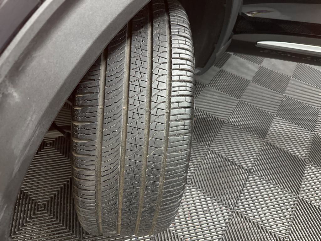 Used 2024 Ford Explorer Platinum w/ Technology Package image 44