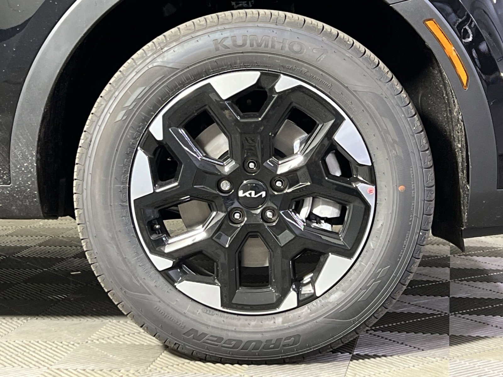 New 2026 Kia Sorento S image 10