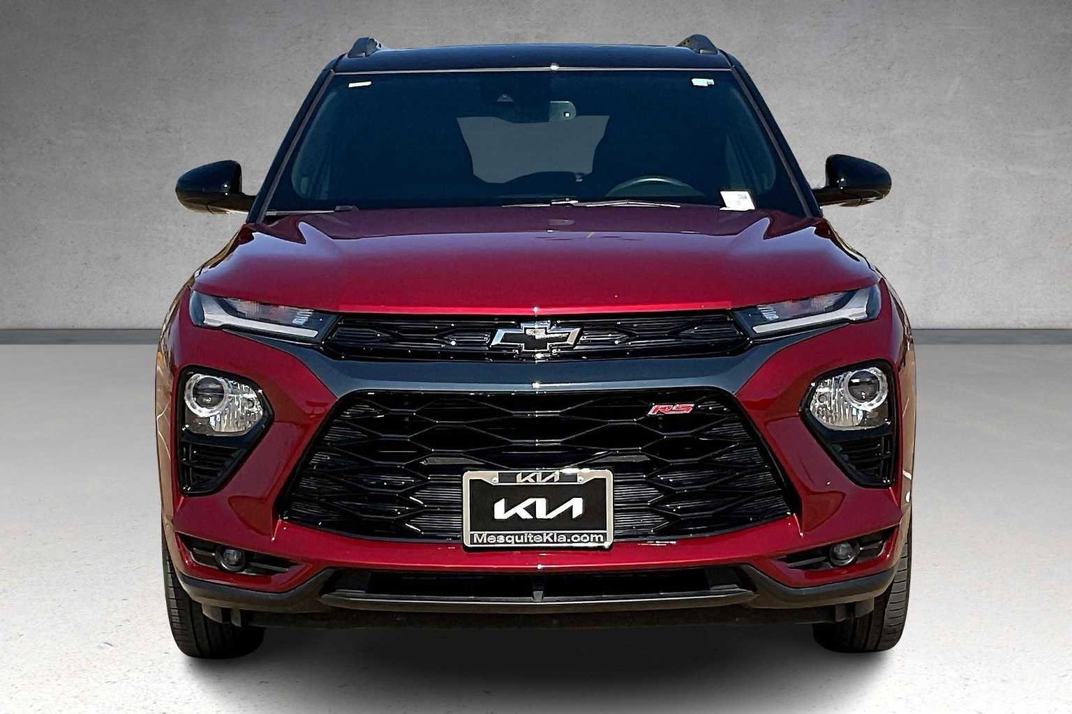 Used 2023 Chevrolet TrailBlazer RS w/ Sun and Liftgate Package image 6