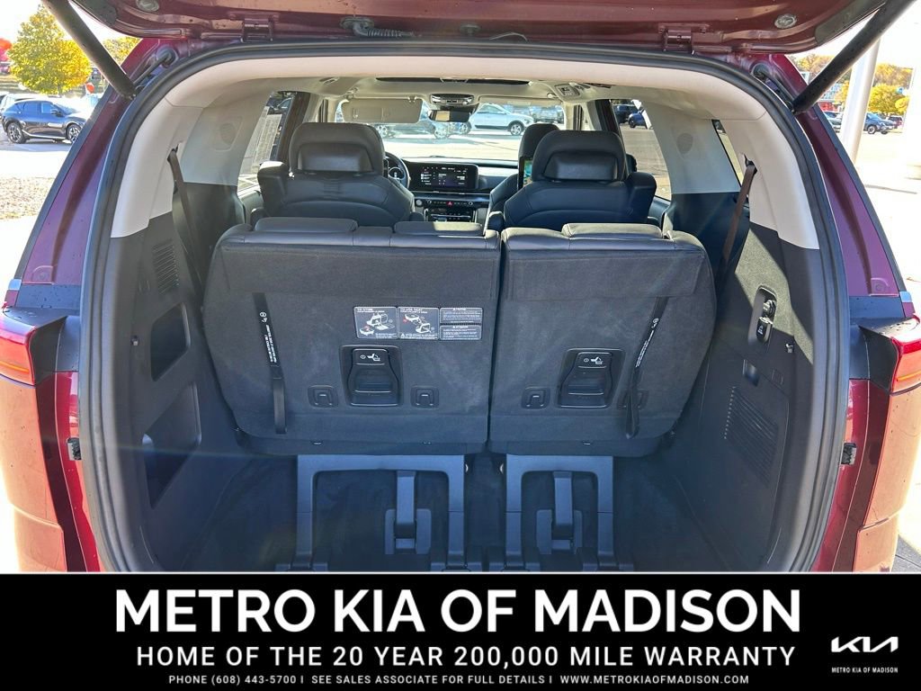Used 2023 Kia Carnival SX Prestige image 47