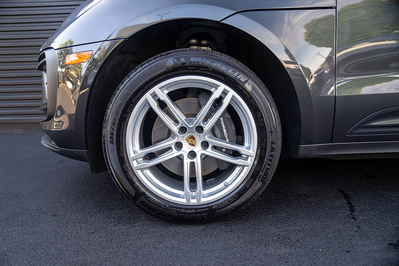 Used 2026 Porsche Macan AWD/4WD image 23
