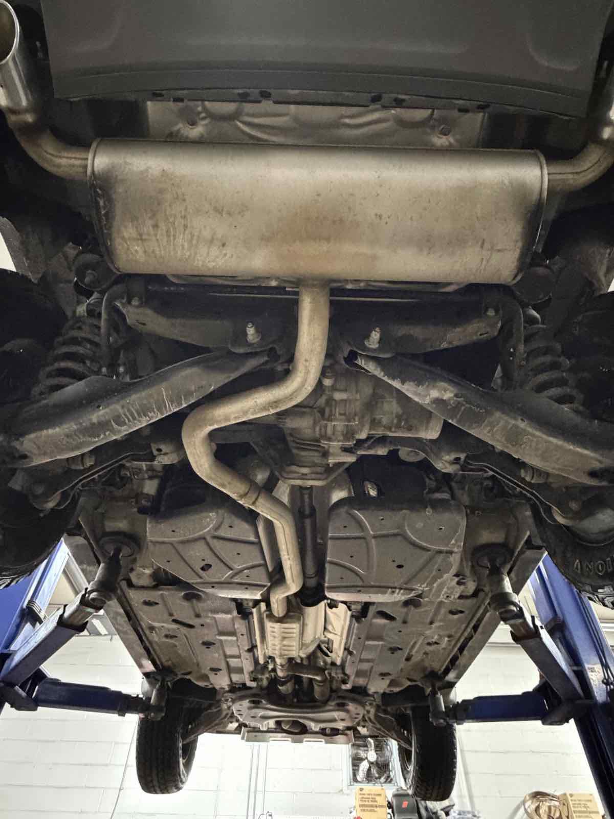 Used 2016 Jeep Cherokee Trailhawk w/ Comfort/Convenience Group image 28