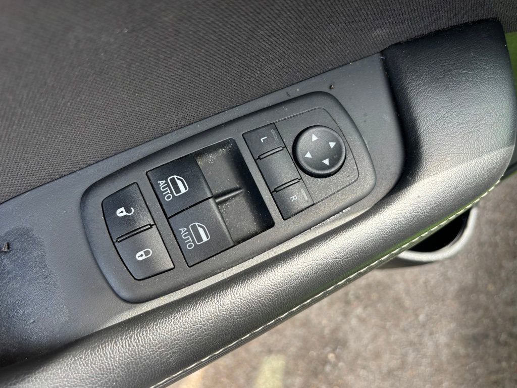 Used 2023 Dodge Challenger SXT image 13