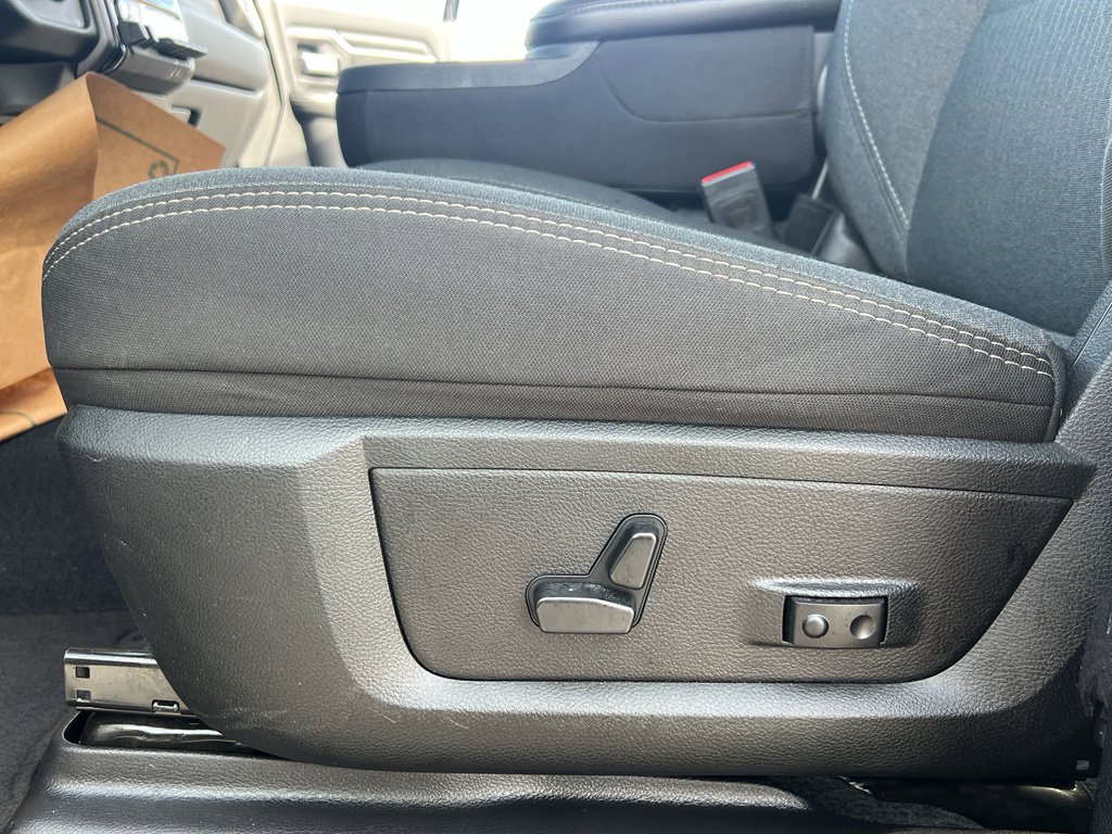 Used 2024 RAM 2500 Big Horn w/ Night Edition image 18