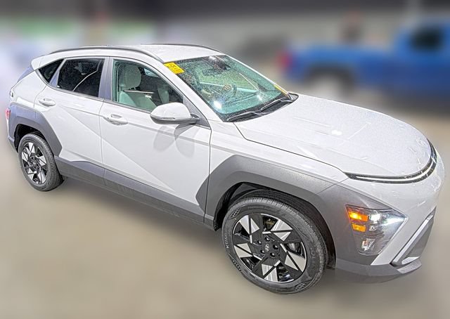 Used 2025 Hyundai Kona SEL AWD/4WD image 4