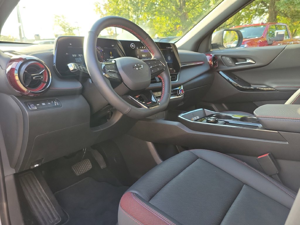 Used 2026 Chevrolet Equinox RS w/ Convenience Package III AWD/4WD image 25