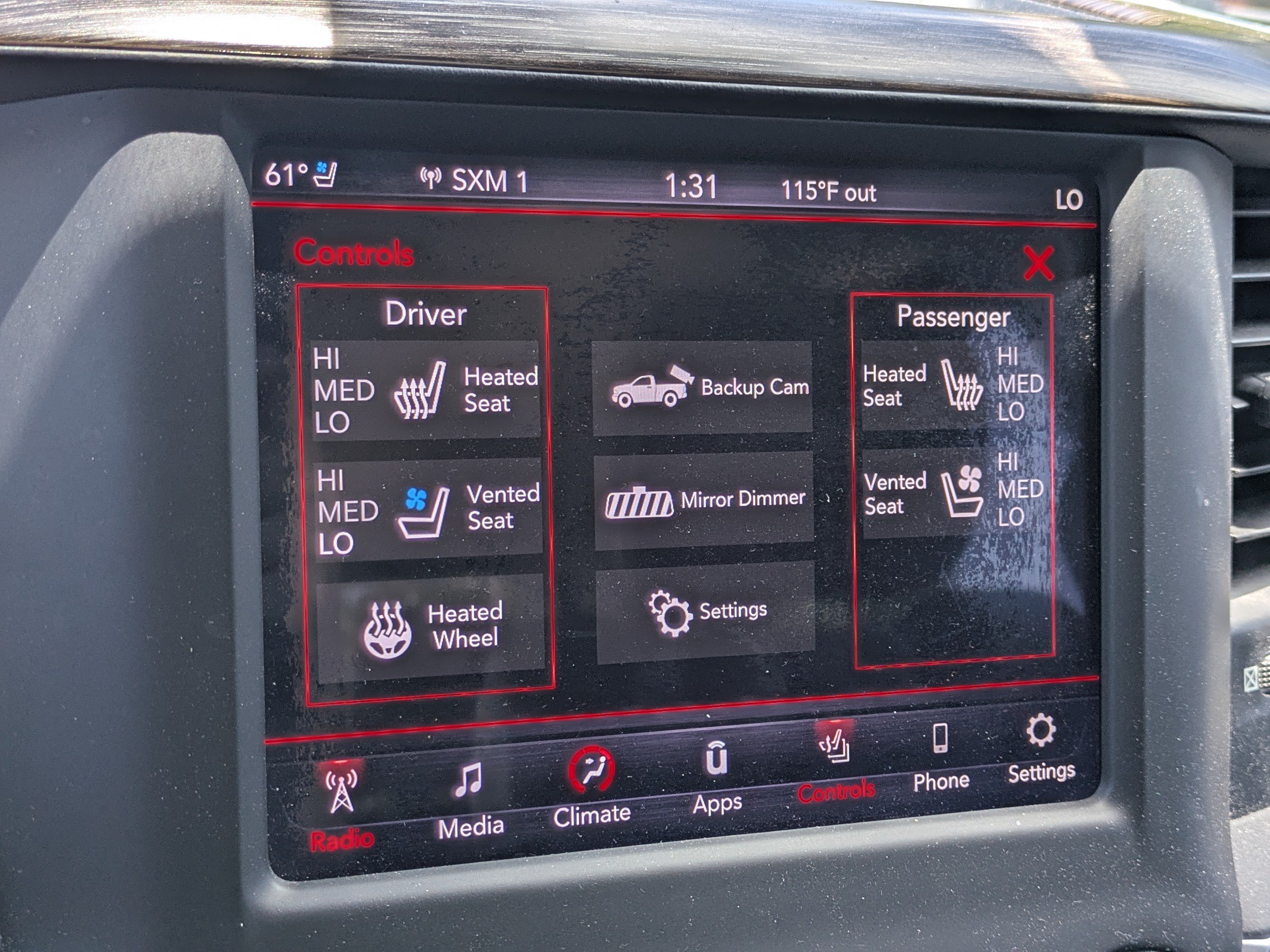 Used 2019 RAM 1500 Laramie AWD/4WD image 27