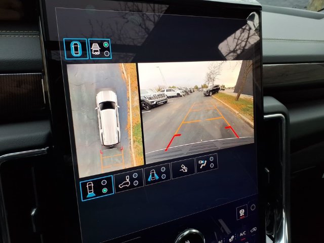 New 2027 GMC Yukon XL Elevation w/ Elevation Premium Package AWD/4WD image 34