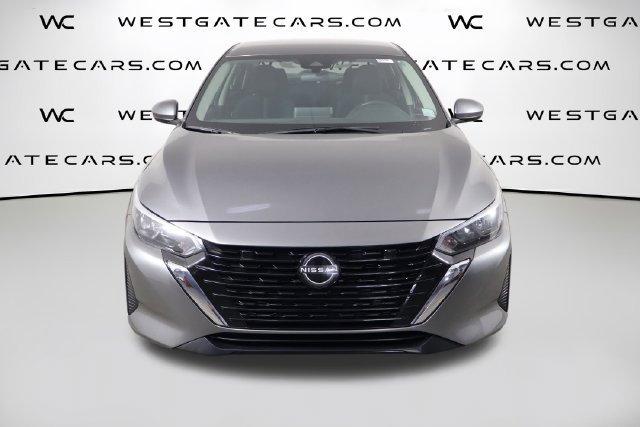 Used 2024 Nissan Sentra SV FWD image 2
