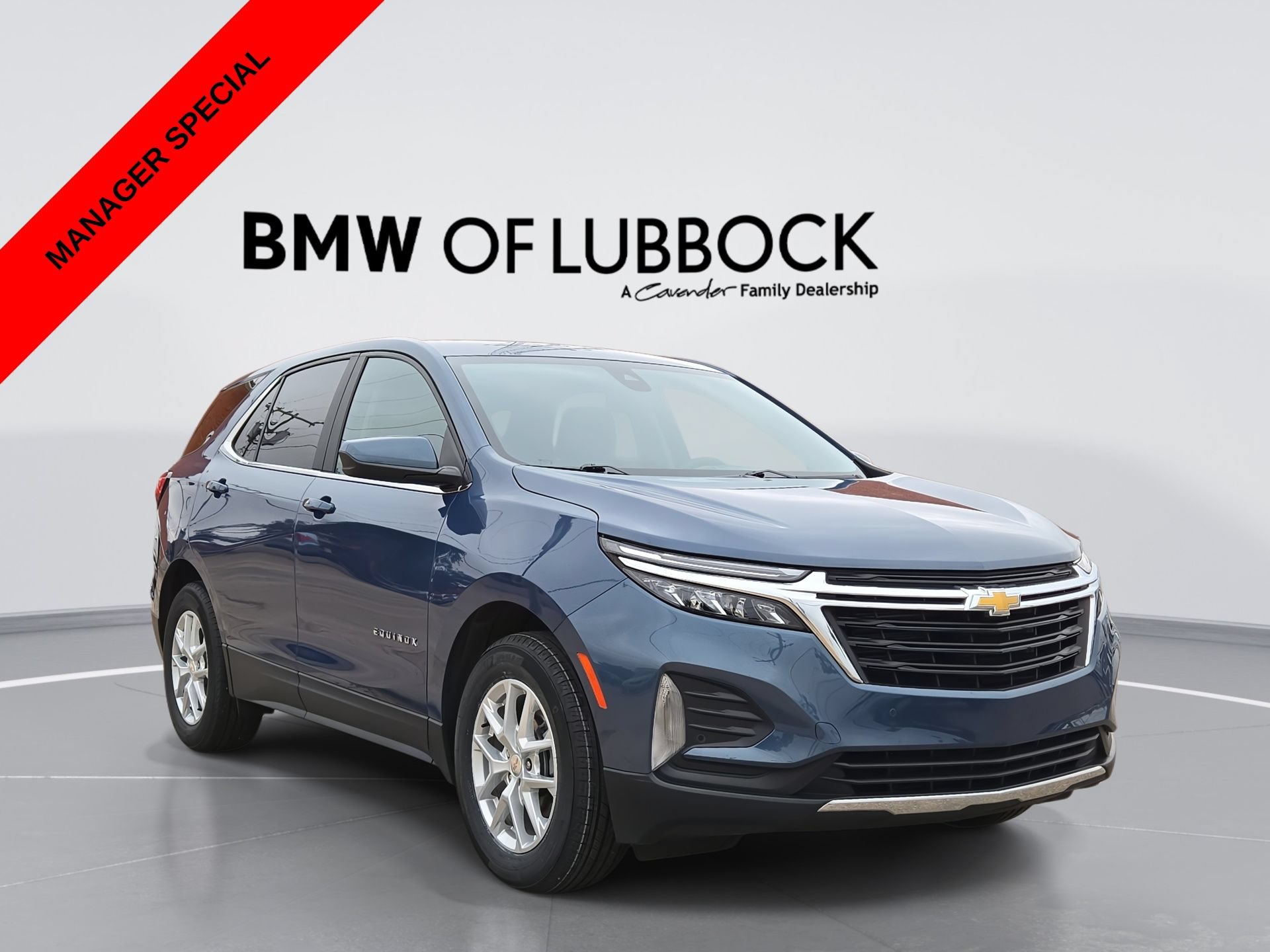 Used 2024 Chevrolet Equinox LT w/ LPO, Floor Liner Package FWD image 1