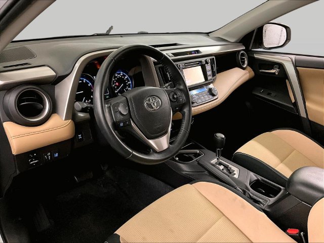 Used 2018 Toyota RAV4 XLE w/ Plus Extra Value Package AWD/4WD image 12