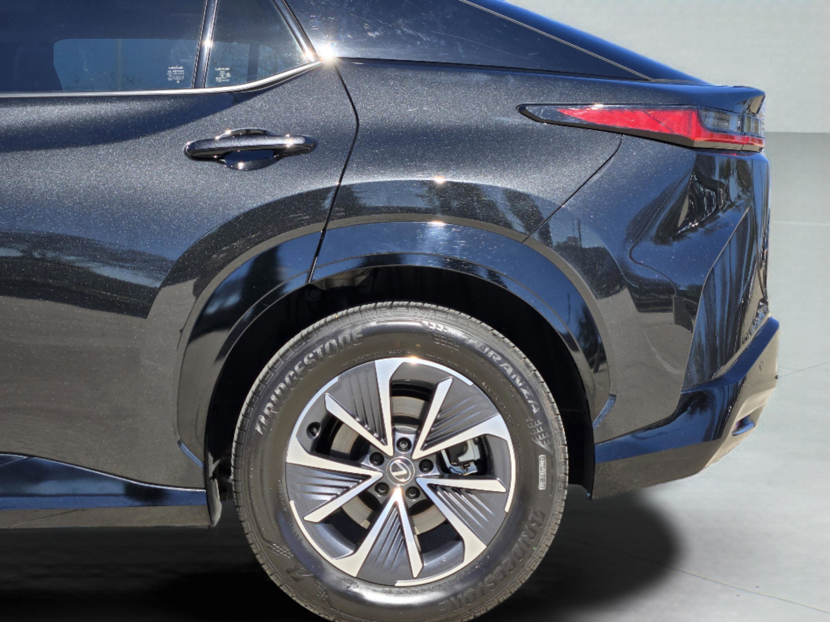 Used 2023 Lexus RZ 450e Premium w/ Accessory Package (Z1) image 16