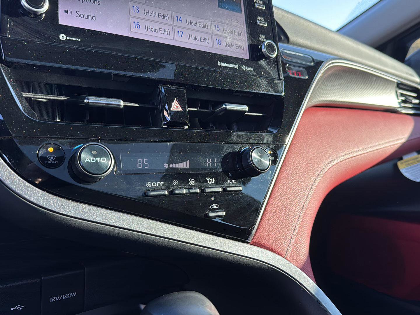 Used 2023 Toyota Camry XSE image 23