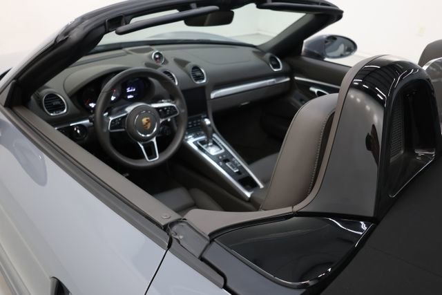 Used 2024 Porsche 718 Boxster S RWD image 83