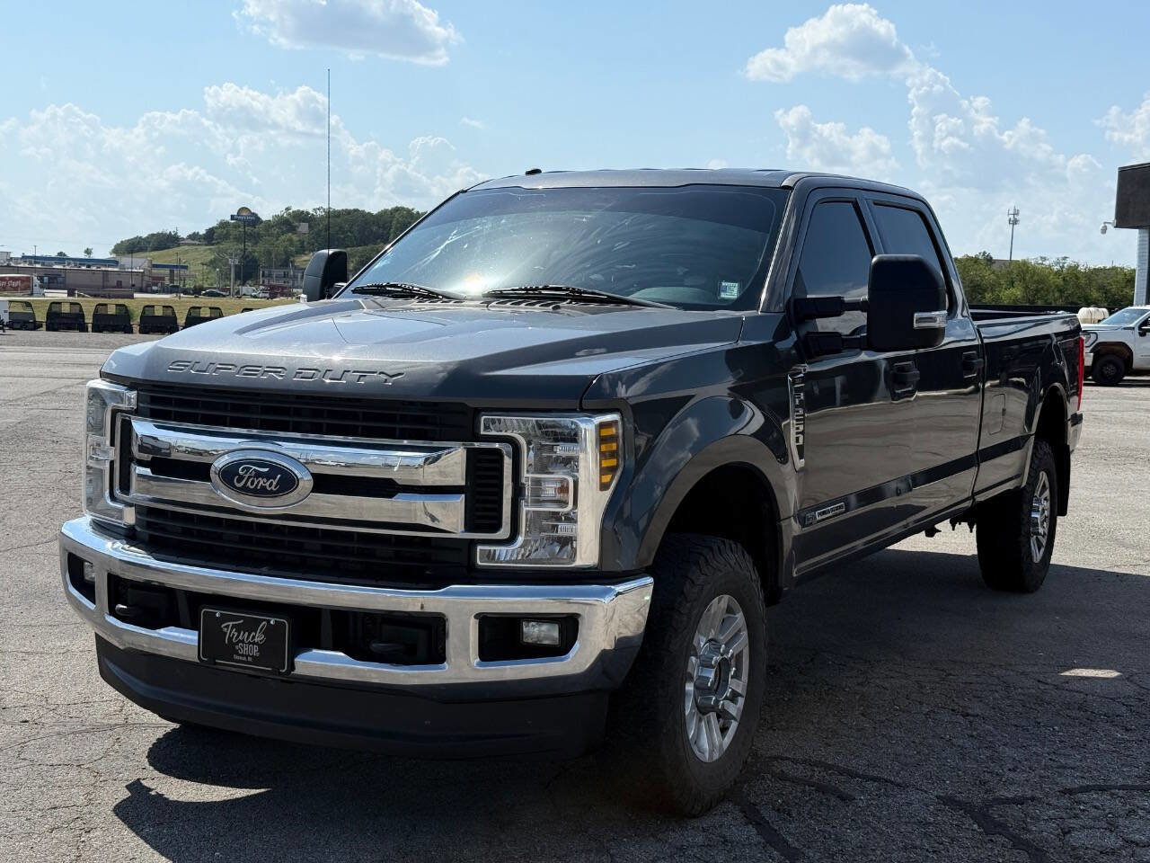Used 2019 Ford F250 XLT w/ XLT Value Package image 1