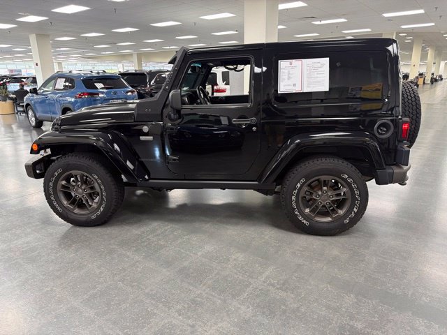 Used 2016 Jeep Wrangler Sahara AWD/4WD image 4