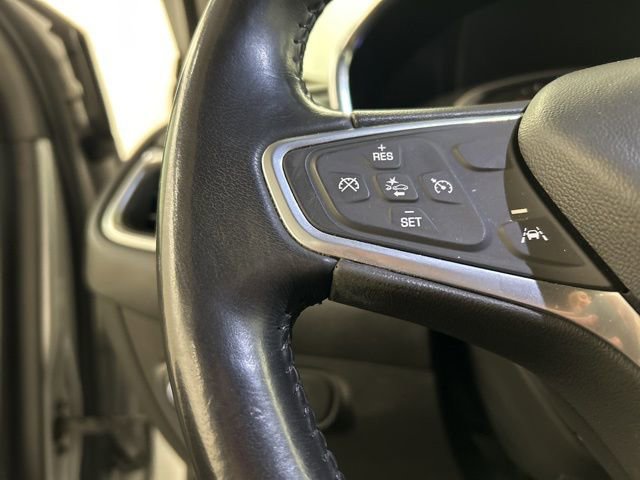 Used 2022 Chevrolet Equinox LT AWD/4WD image 9