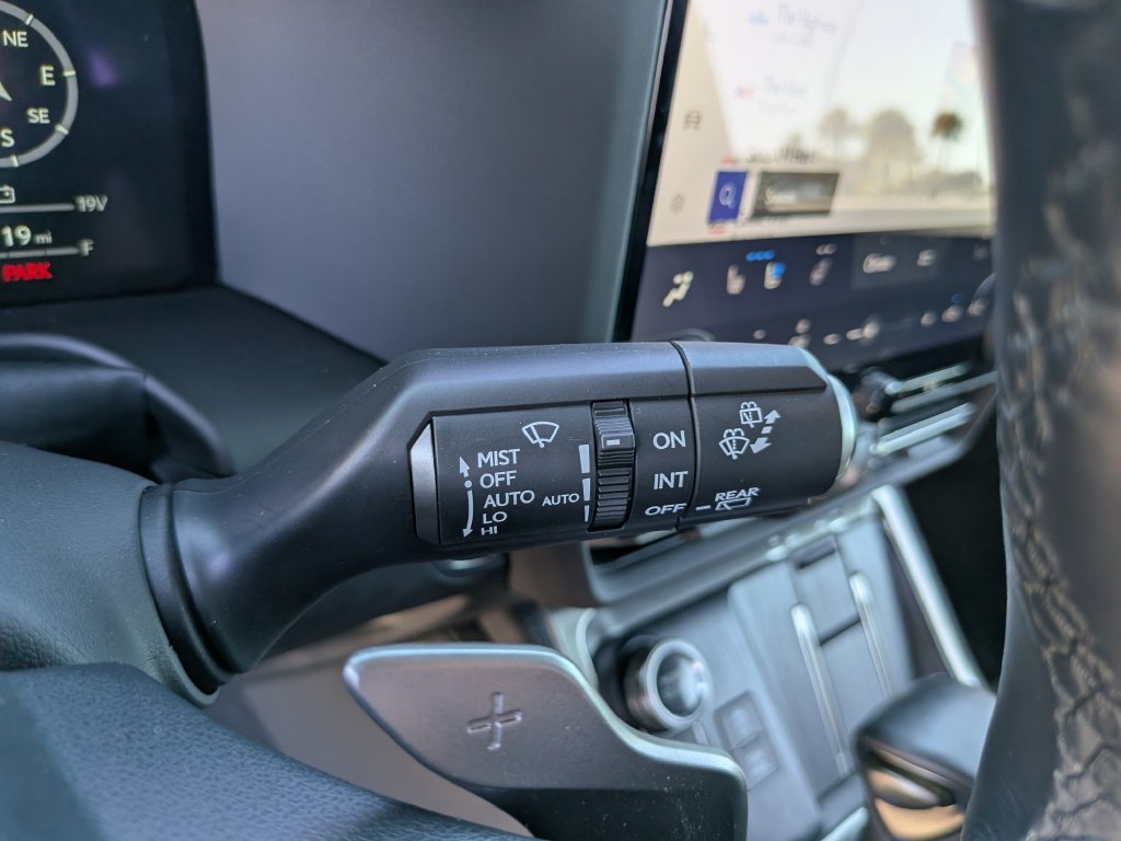 Used 2026 Lexus GX 550 AWD/4WD image 33