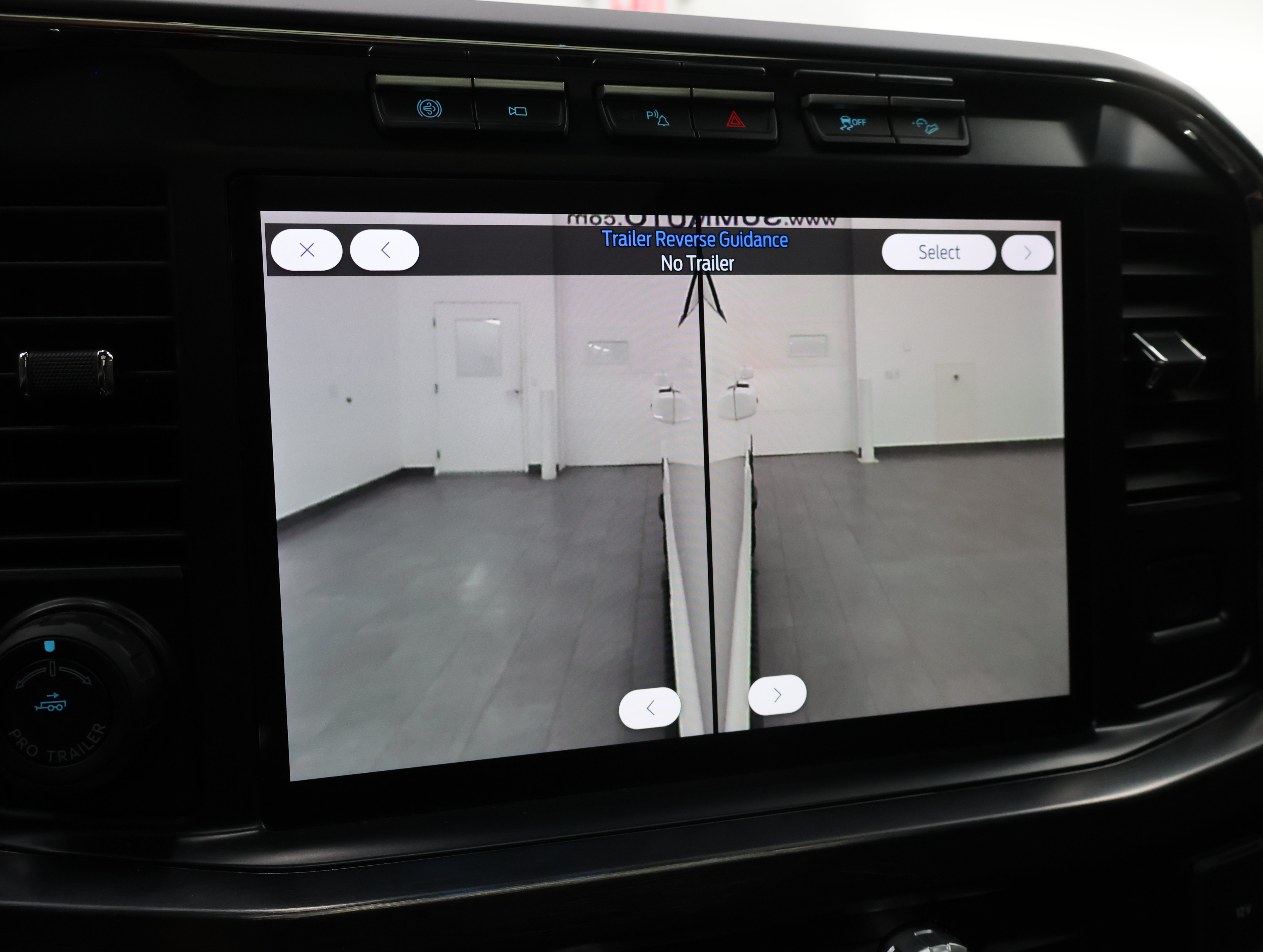 Used 2024 Ford F350 Lariat w/ Lariat Ultimate Package AWD/4WD image 21
