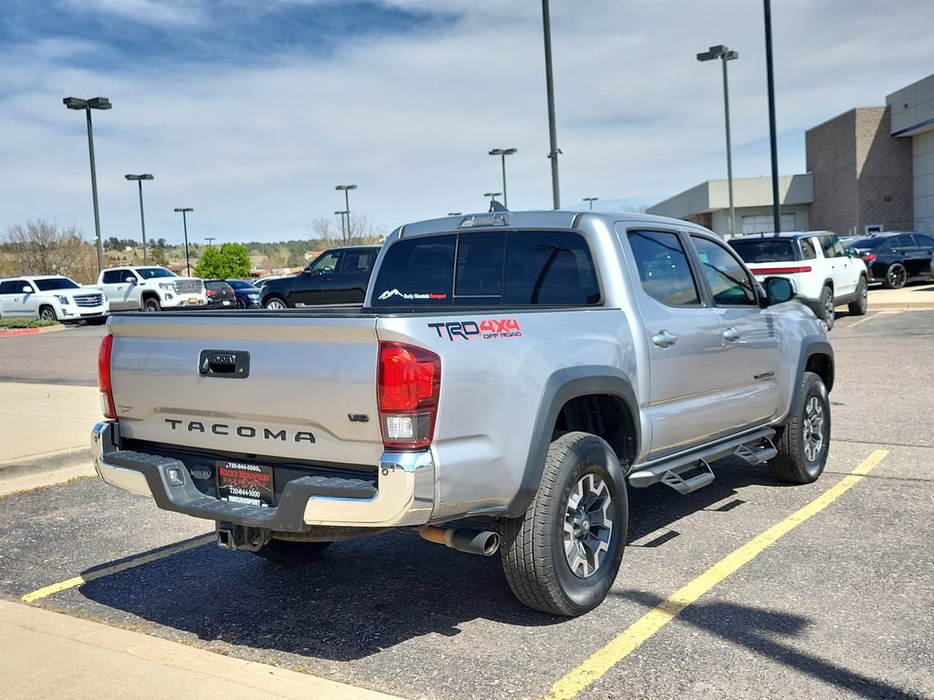 Used 2019 Toyota Tacoma TRD Off-Road w/ Technology Package AWD/4WD image 4