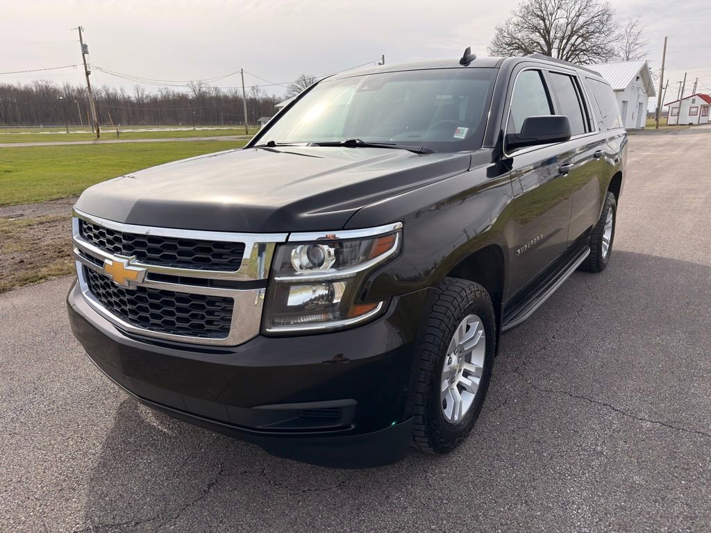 Used 2018 Chevrolet Suburban LT image 16