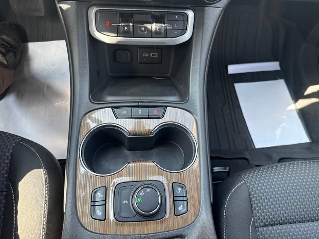 Used 2023 GMC Acadia SLE w/ Driver Convenience Package FWD image 22