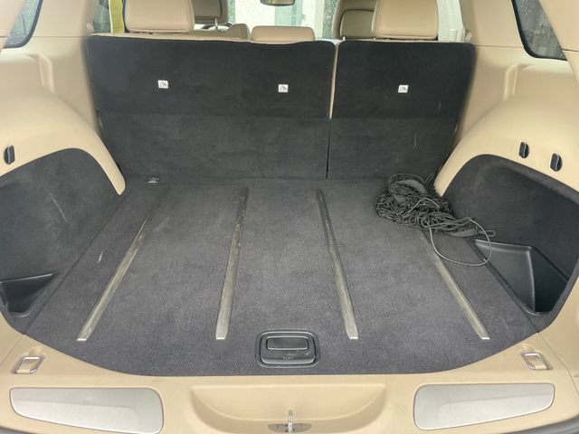 Used 2017 Jeep Grand Cherokee Limited AWD/4WD image 23