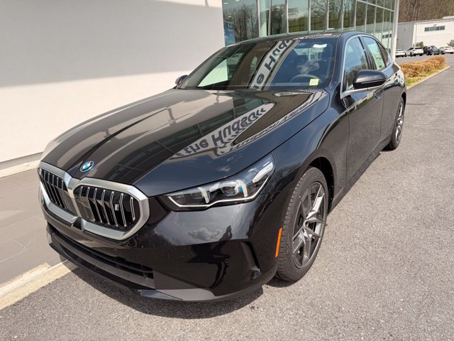 New 2026 BMW i5 eDrive40 AWD/4WD image 3
