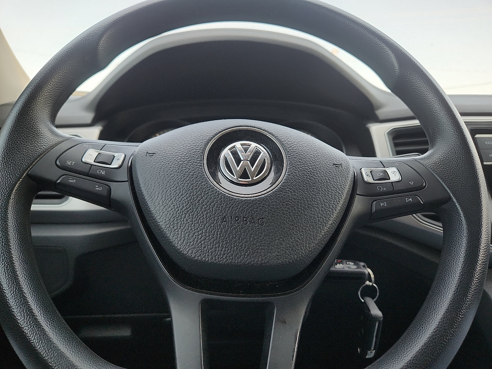 Used 2018 Volkswagen Atlas S FWD image 19