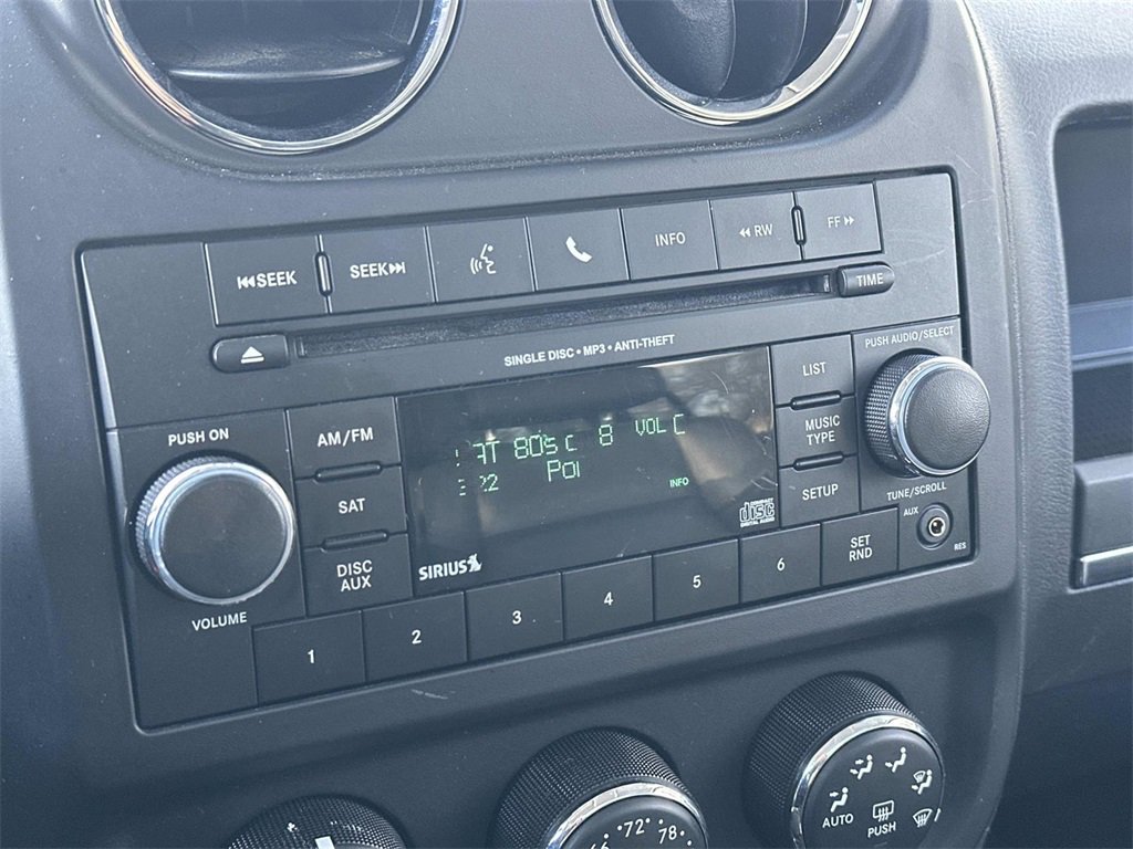 Used 2016 Jeep Patriot High Altitude image 28