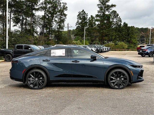 New 2026 Toyota Crown Nightshade image 9