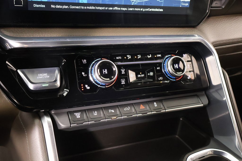 Used 2024 GMC Sierra 3500 Denali image 8