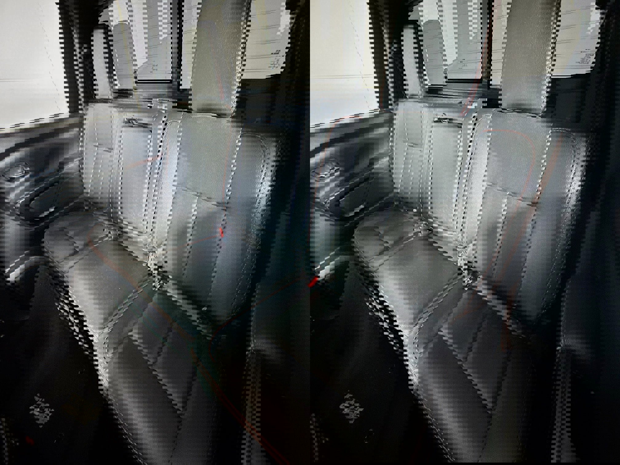 Used 2024 Nissan Titan PRO-4X w/ Pro-4x Convenience Package image 21