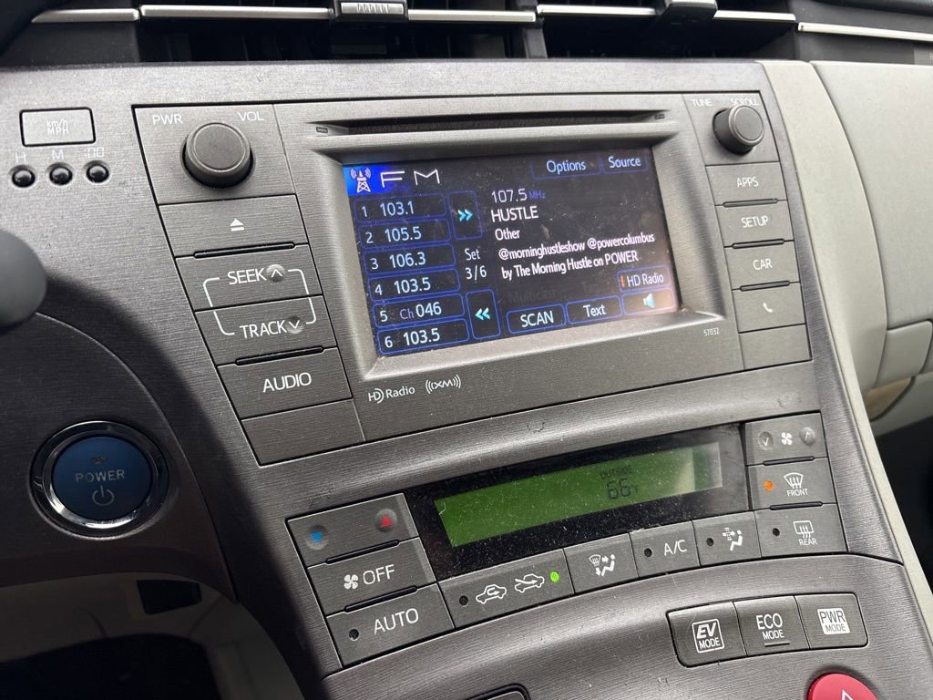 Used 2015 Toyota Prius Three image 23