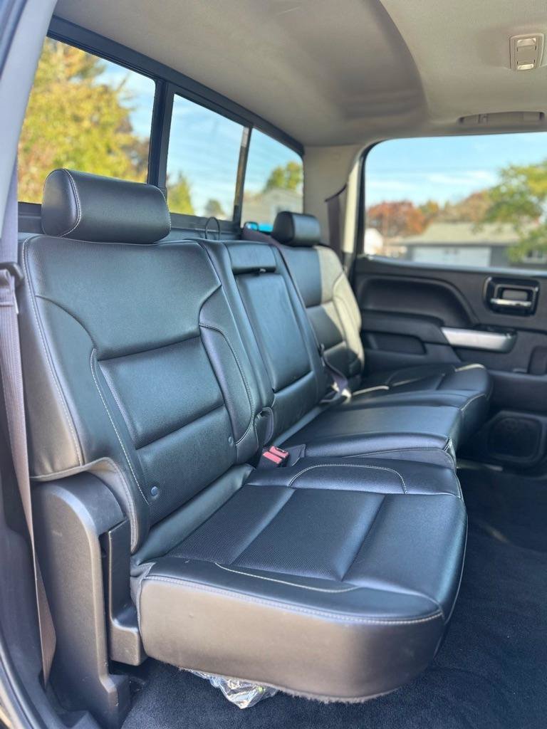 Used 2015 Chevrolet Silverado 2500 LTZ AWD/4WD image 16