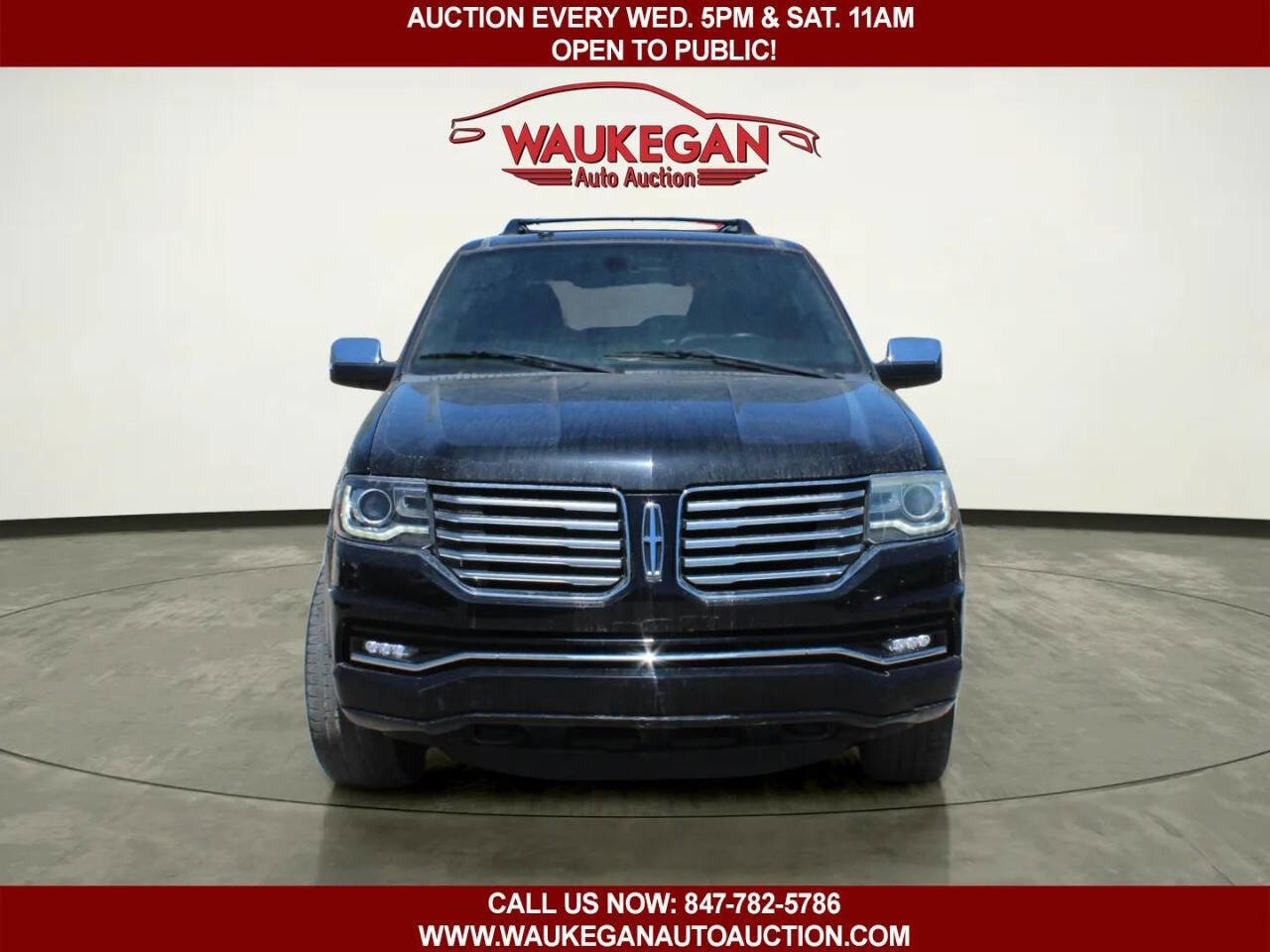 Used 2016 Lincoln Navigator Select AWD/4WD image 2