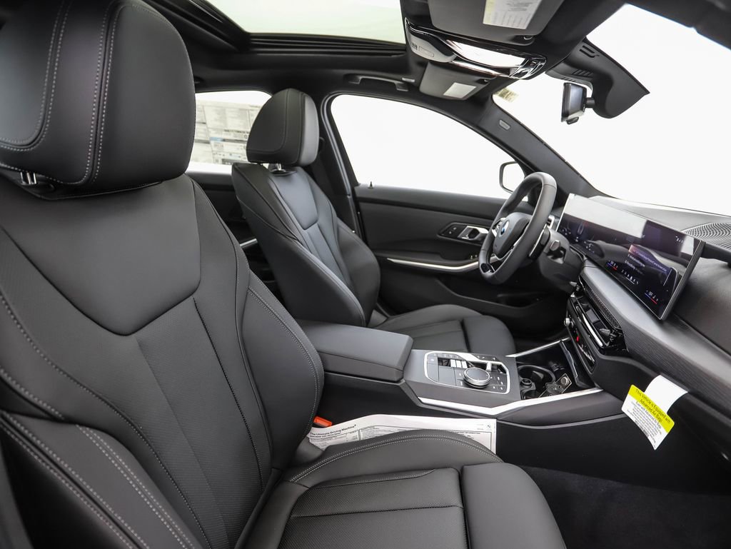 New 2026 BMW 330i xDrive Sedan w/ Convenience Package image 31