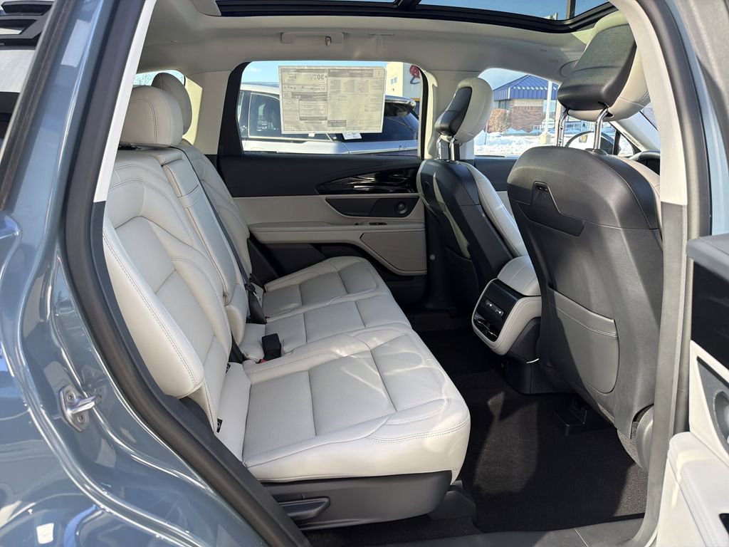 New 2026 Lincoln Nautilus Premier w/ Equipment Group 102A image 8