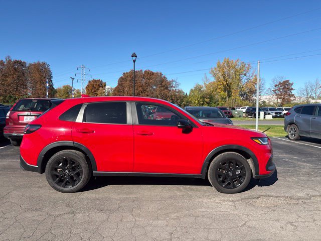 Used 2024 Honda HR-V Sport image 1