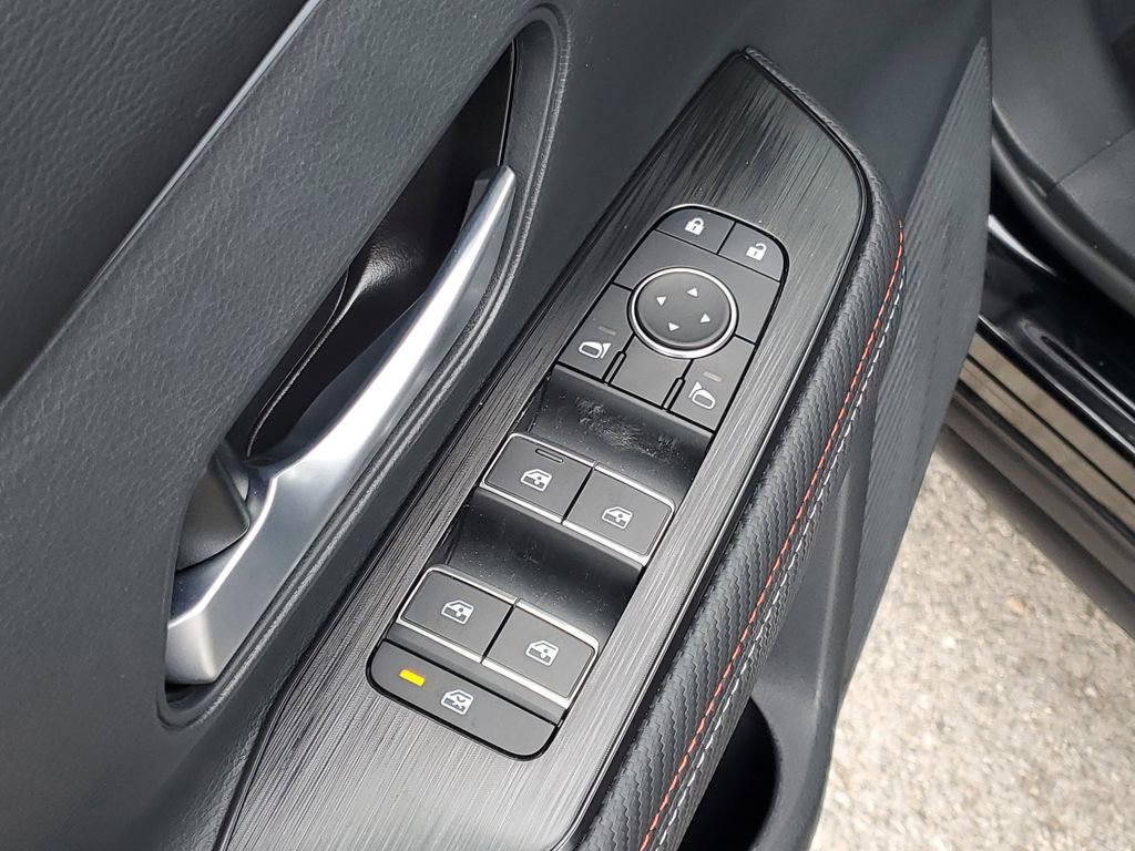 New 2026 Nissan Kicks SR w/ Cold Weather Package AWD/4WD image 9