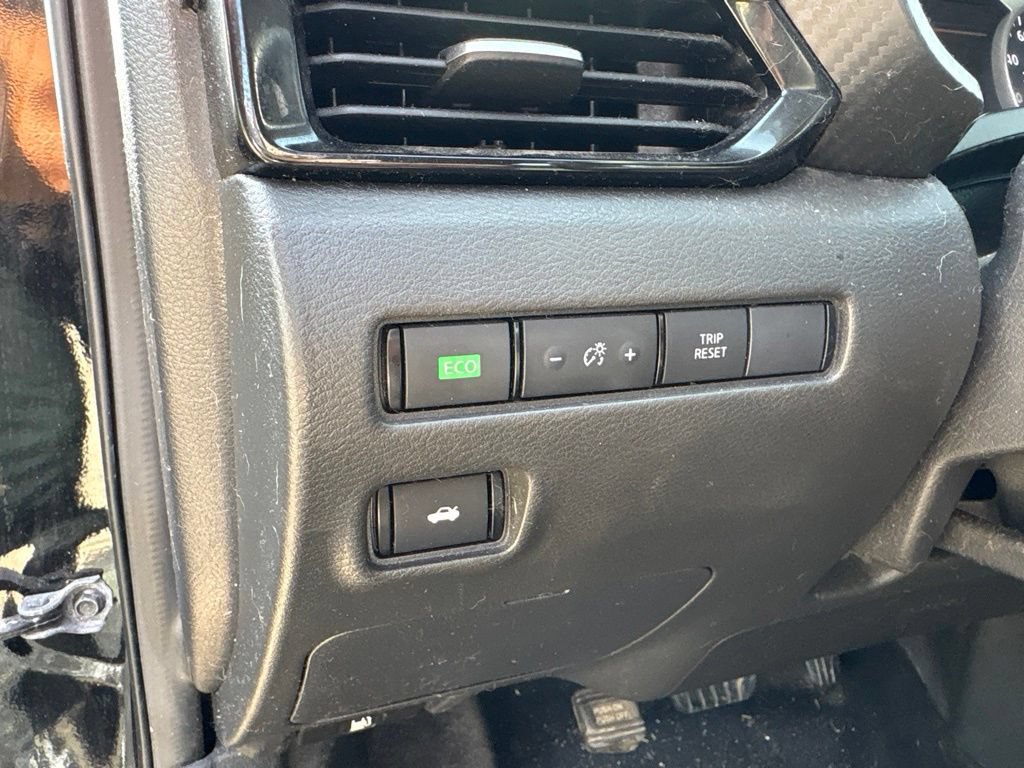 Used 2021 Nissan Sentra SV FWD image 15
