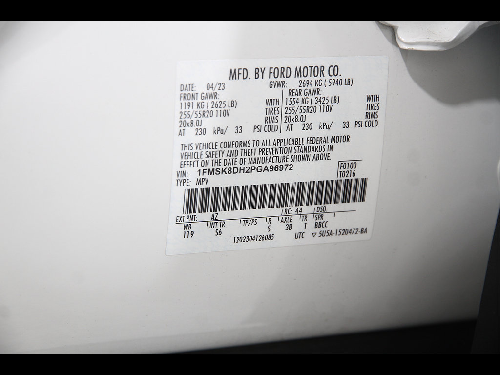 Used 2023 Ford Explorer XLT w/ Equipment Group 202A AWD/4WD image 25