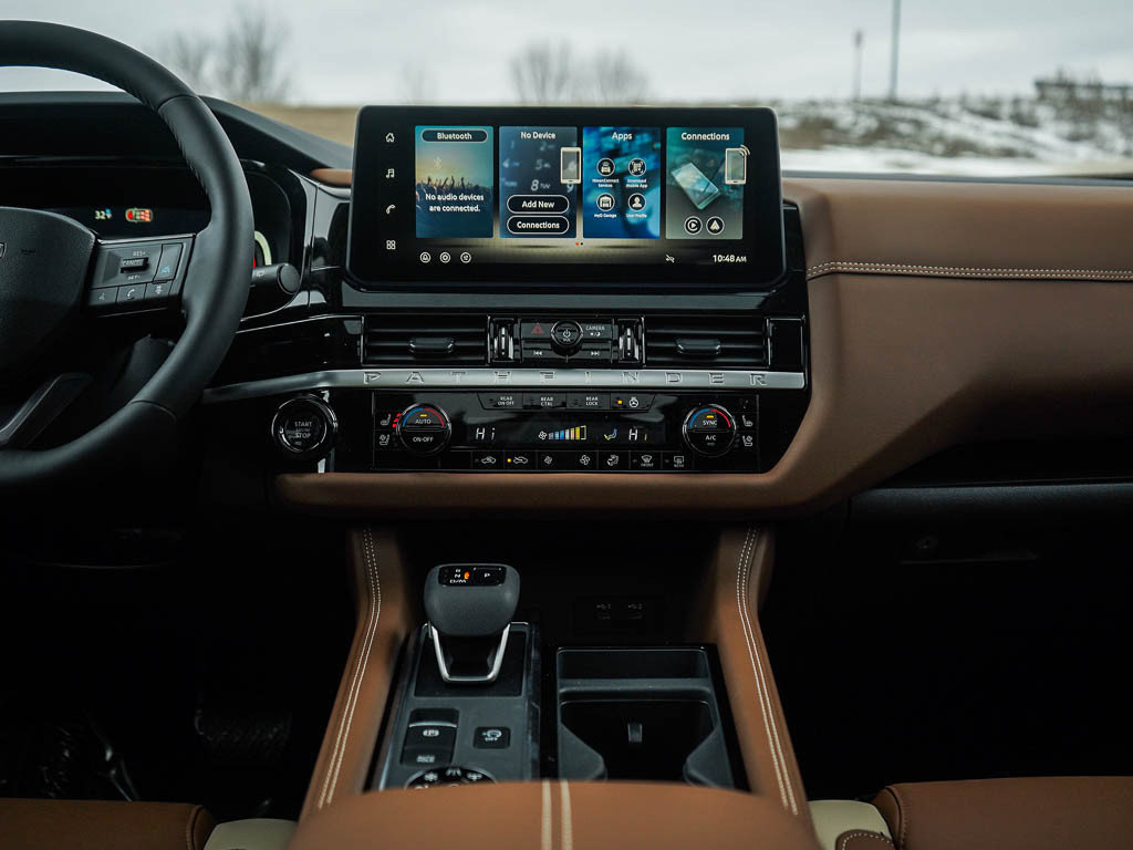 New 2026 Nissan Pathfinder Platinum AWD/4WD image 18