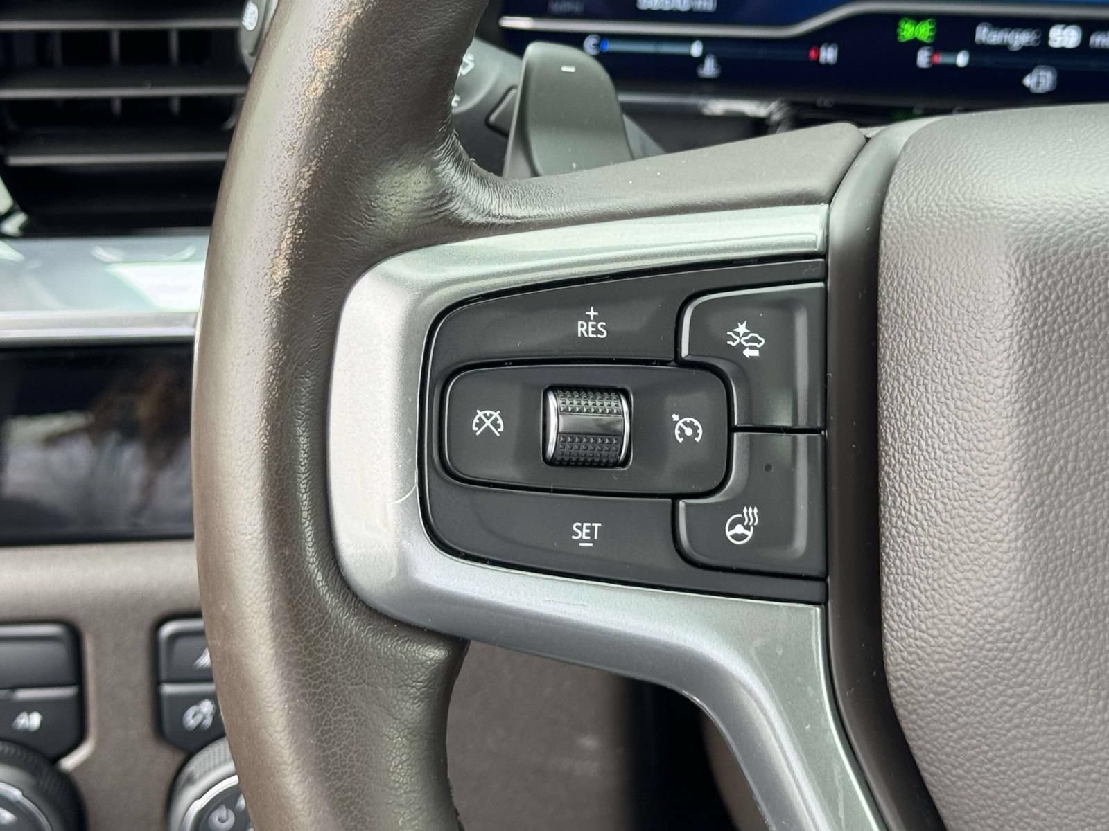 Used 2023 Chevrolet Silverado 1500 LTZ w/ LTZ Convenience Package II AWD/4WD image 7