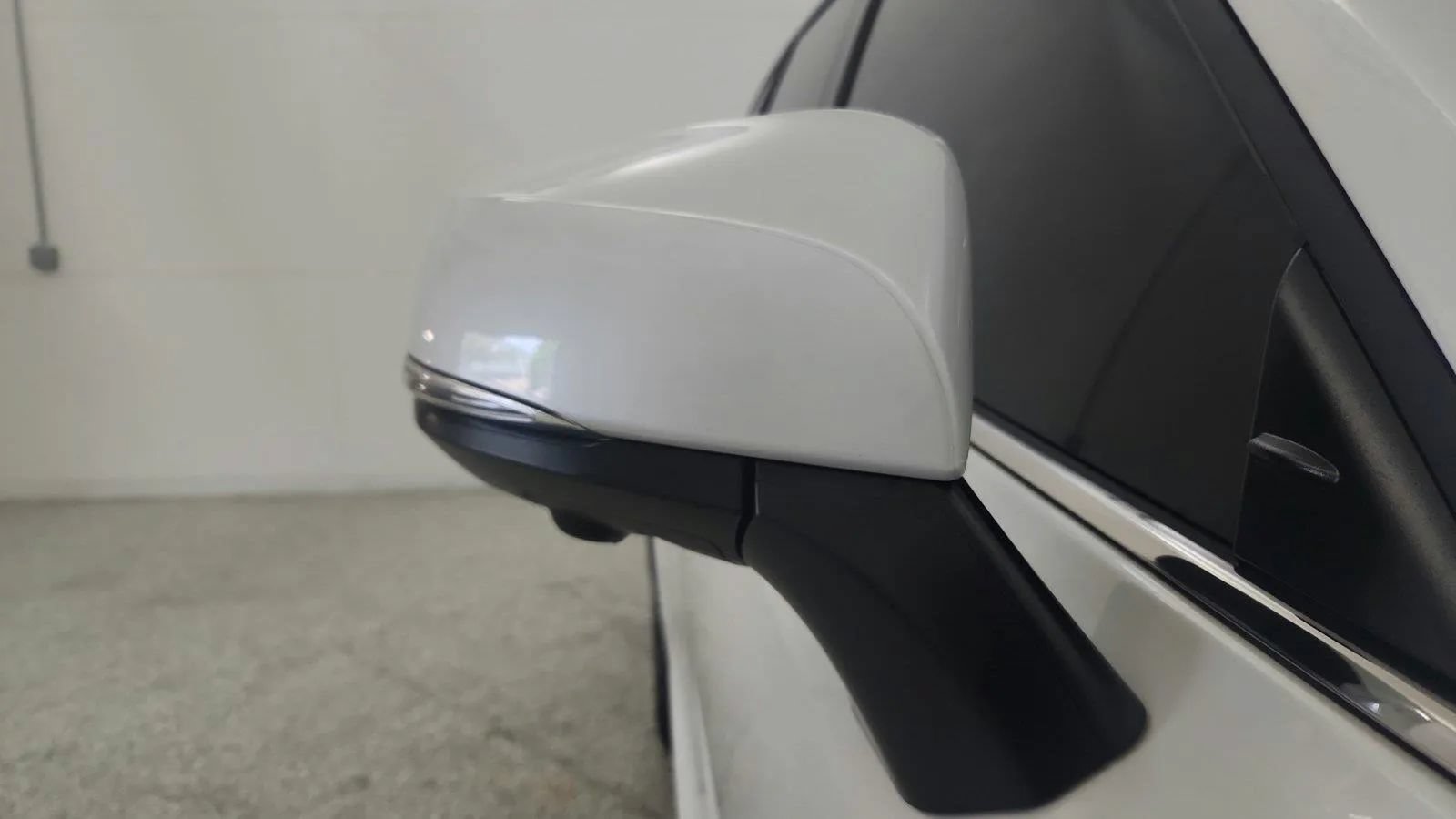 Used 2024 Toyota Grand Highlander AWD Hybrid image 36
