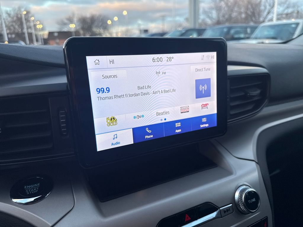 Used 2023 Ford Explorer XLT image 36