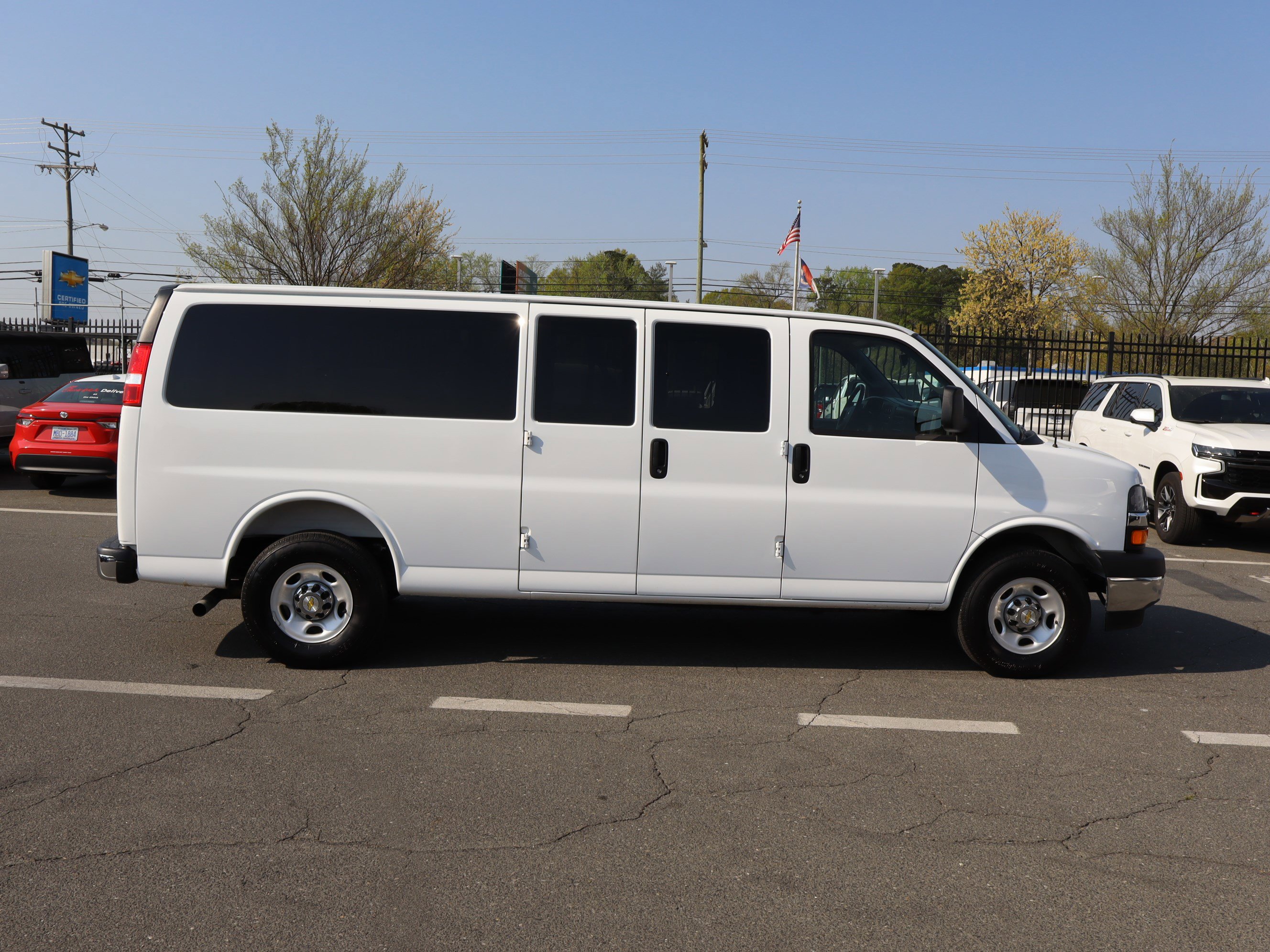 Used 2024 Chevrolet Express 3500 LT w/ LT Preferred Equipment Group image 12