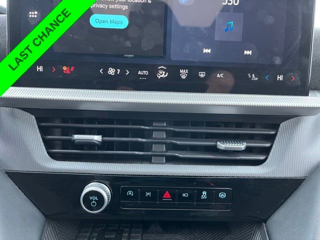 Used 2025 Ford Explorer ST-Line w/ Premium Package image 21