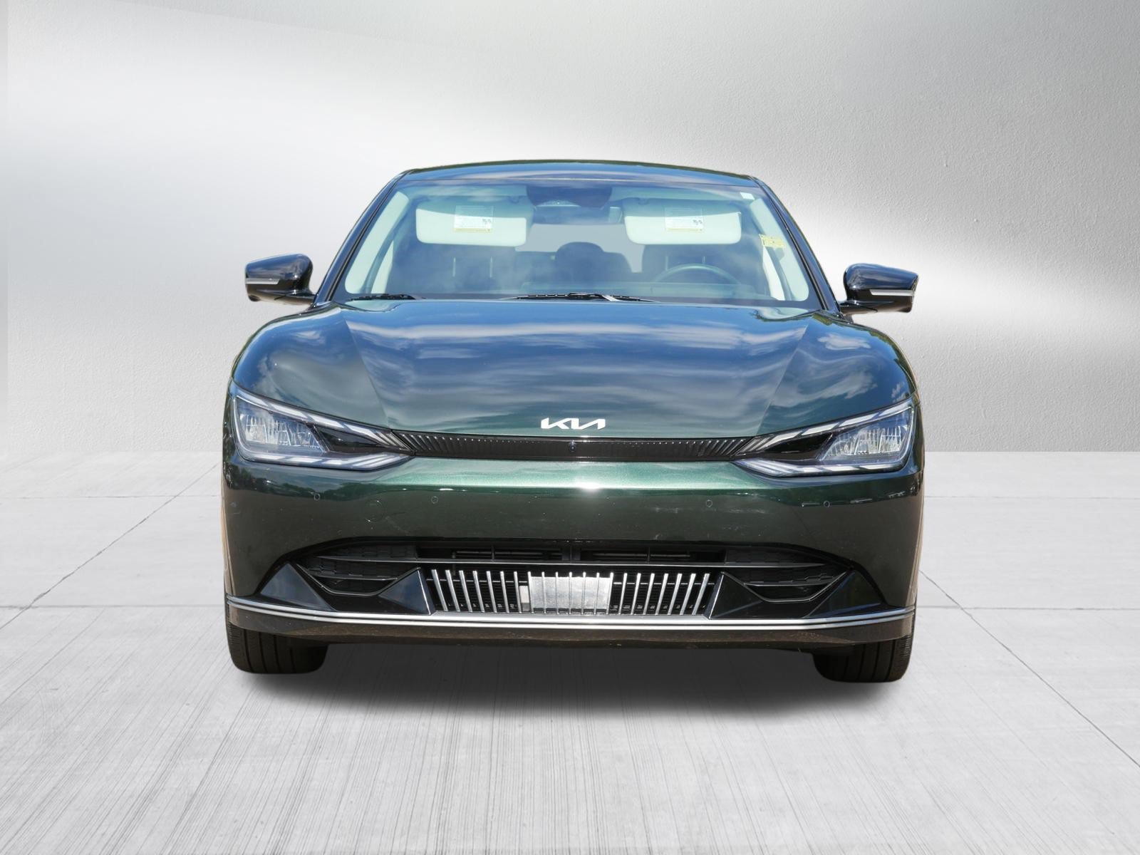 Certified 2023 Kia EV6 GT-Line AWD/4WD image 2