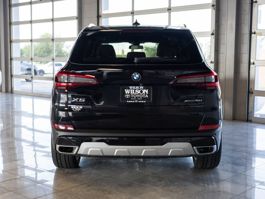 Used 2021 BMW X5 xDrive40i w/ Executive Package 3 AWD/4WD image 4